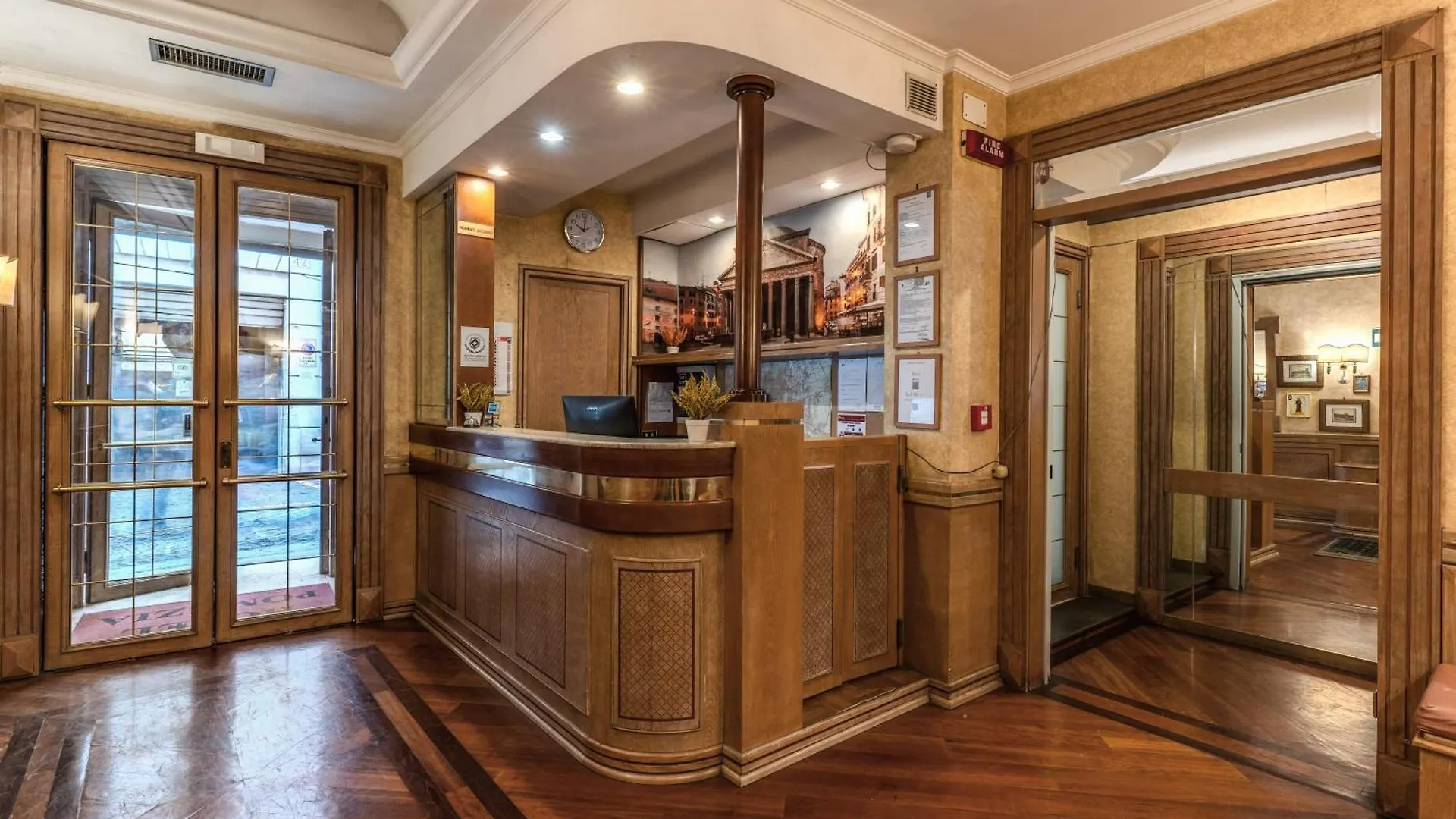 Hotel Pomezia Rome
