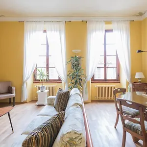  Apartment A Touch Of History, In Santa Reparata Italy