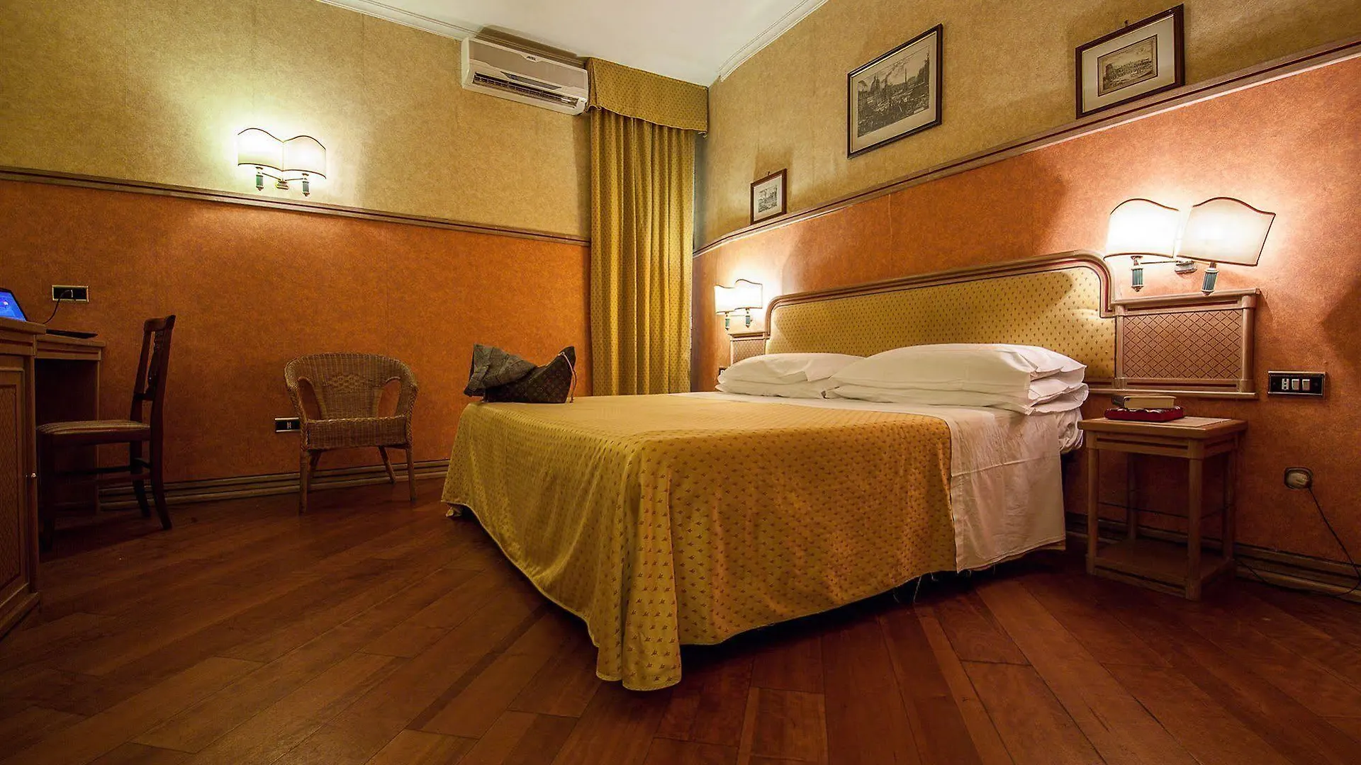 Hotel Pomezia Roma 2*,  Italia