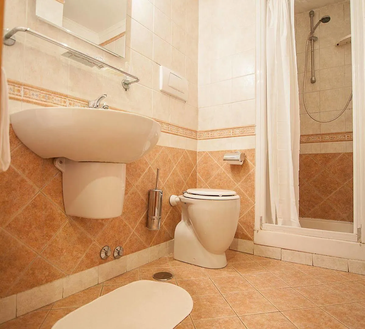 **  Hotel Pomezia Roma Italia